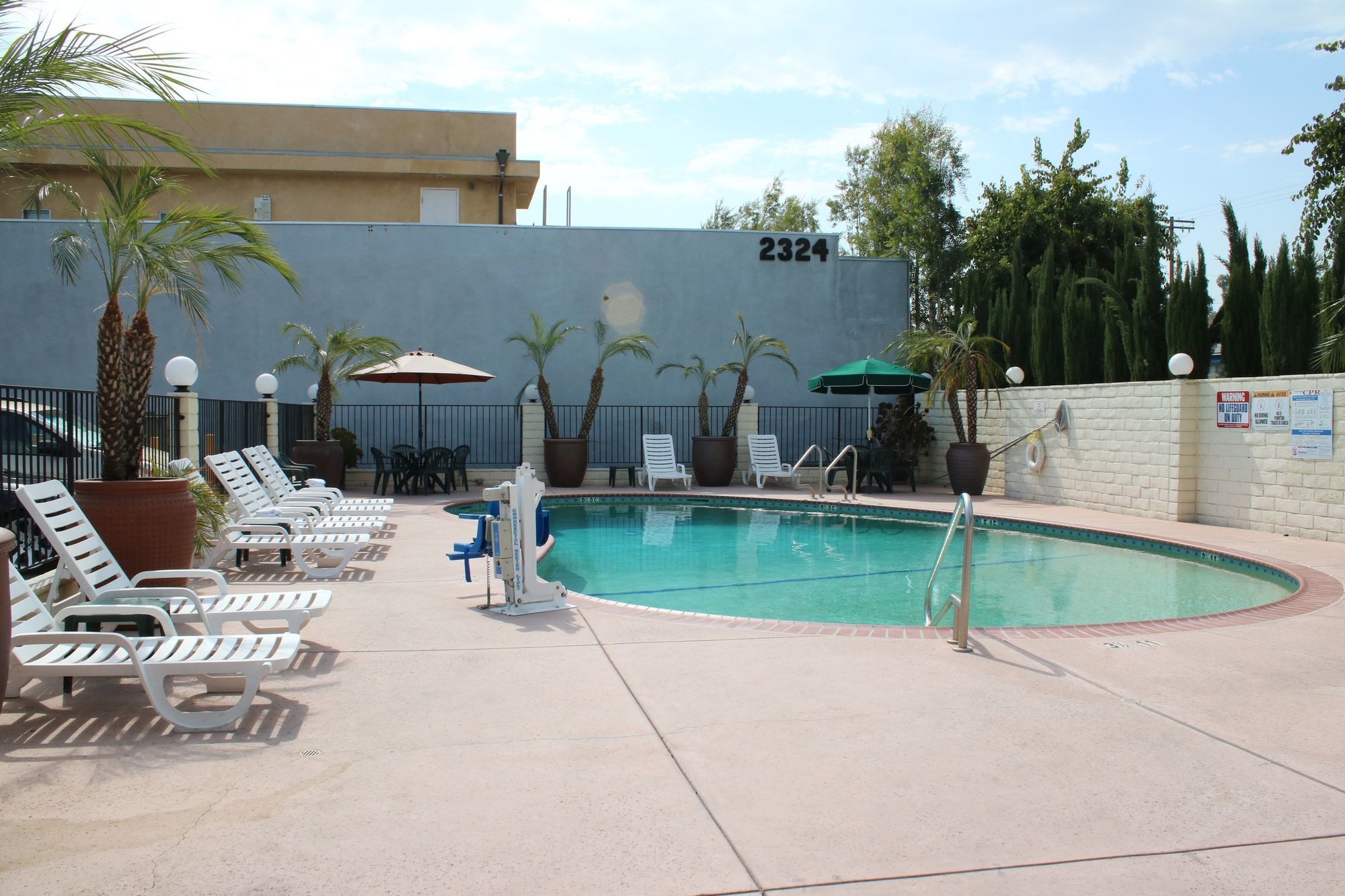 לוס אנג'לס The Hills Inn Eagle Rock - Near Old Town Pasadena מראה חיצוני תמונה