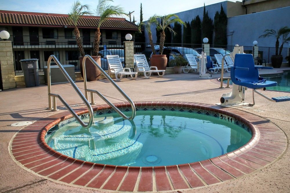 לוס אנג'לס The Hills Inn Eagle Rock - Near Old Town Pasadena מראה חיצוני תמונה